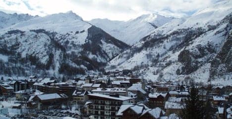 Skier dies in French Alps avalanche
