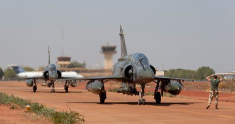 French jets bombard Mali's Islamist rebels