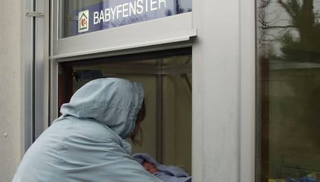 Switzerland's third 'baby bin' to open in Solothurn