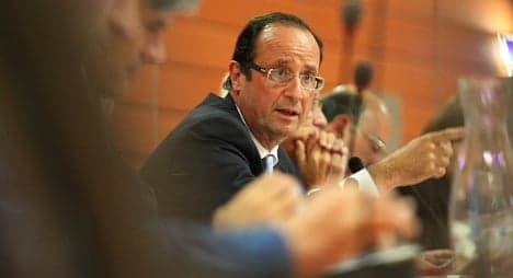 Hollande slams Russia for Assad support