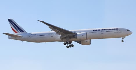 Air France flight to Paris in emergency landing