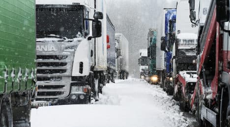 Snow and ice keep northern France on alert