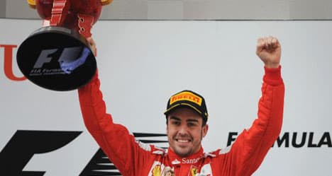 Alonso dominates China F1 Grand Prix