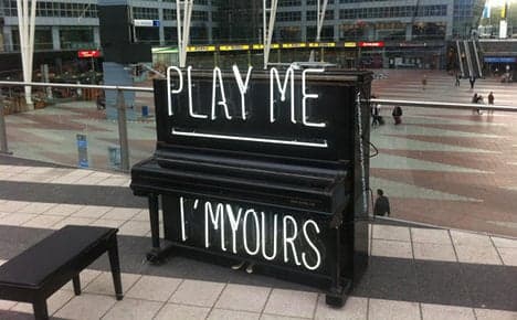 Munich tinkles street pianos' ivories
