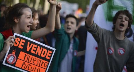 Spain's students cut class in budget protest