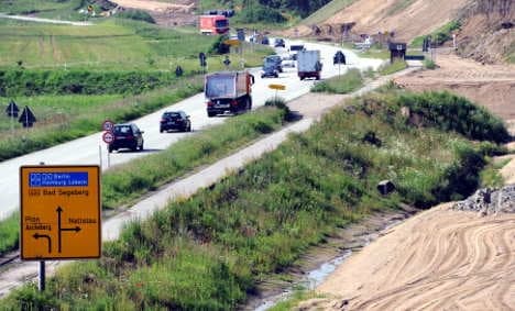 CDU to 'spend more money on roads'