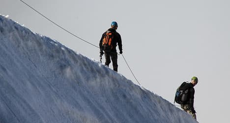 Police killed after 1,000m fall on Mont Blanc