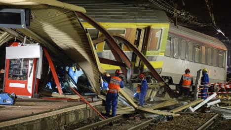 Hunt for clues begins as French rail crash kills six