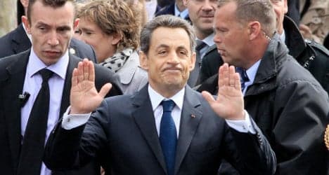 Sarkozy denies return at UMP crisis summit