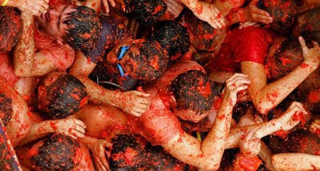 Spain's Tomatina festival limits visitor numbers