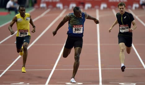 Usain Bolt delivers 200m belter in Paris