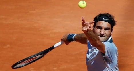 Federer to test new racquet at Swiss Open