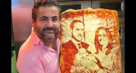 Italian gives birth to royal baby pizza