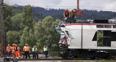 No passengers trapped in Swiss train wreck: police