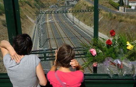 Memorial service for train victims announced