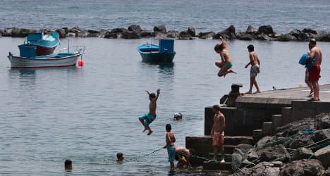 Broke Spaniards opt for low-cost summer break