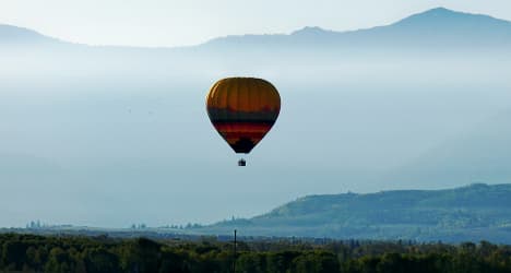 American tourist dies in Fribourg balloon crash
