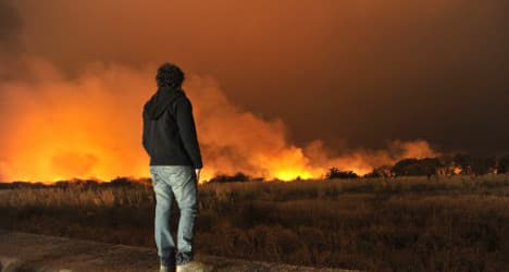 Majorca forest fire forces 200 to flee