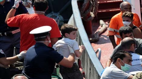 Syrians among 230 boat people landed in Italy