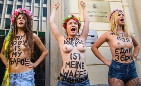 Topless Berlin feminists protest Ukraine raids