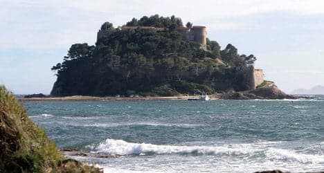 Empty presidential fort costs French taxpayers