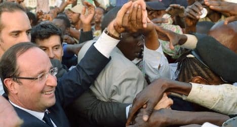 Hollande hails Mali presidential election