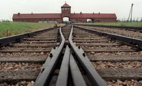 Auschwitz 'cook' faces murder complicity charge