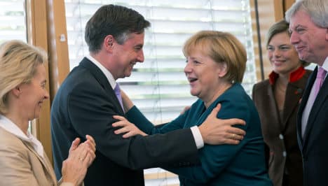 Merkel's German-Scot 'to reach out to UK'