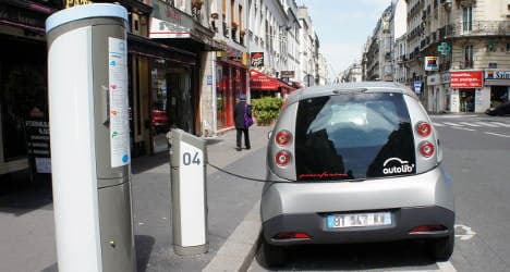 Paris car scheme Autolib in 'spying' row with BMW