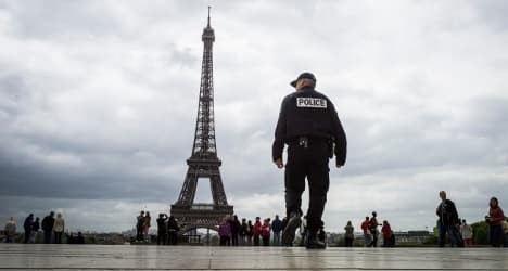 Paris sees drop in crime against tourists