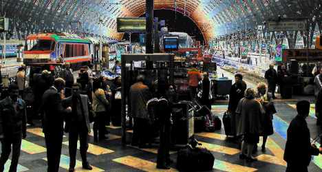 Syrian refugees stranded at Milan rail hub
