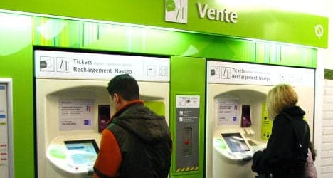Paris transport fare hikes to pay for 'supermetro'