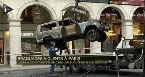 Robbers hit chic Paris jewellers for $1 million