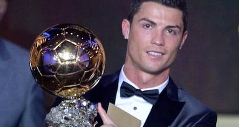 FIFA names Ronaldo for 2013 Ballon d'Or trophy
