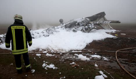 Police probe fatal plane crash cause