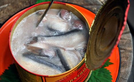 Swede set to 'disarm' 25-year-old herring tin