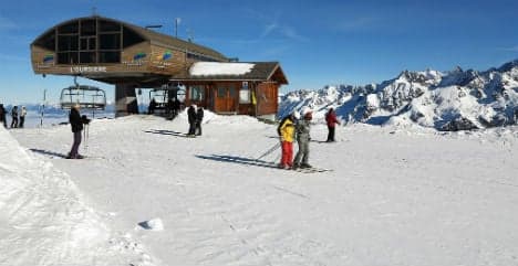 'Unlicensed' British ski instructors summoned