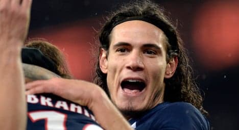 PSG extend lead at top but lose Cavani to injury
