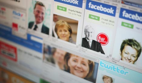 Merkel targets Facebook in Euro-web privacy push