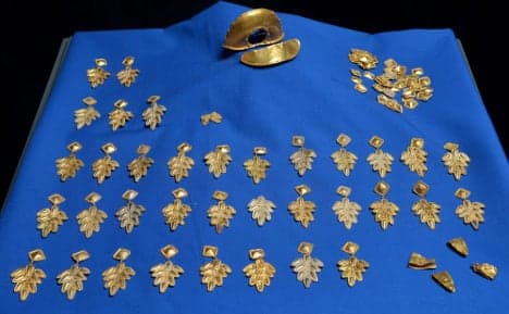 Amateur treasure hunter finds Roman gold hoard
