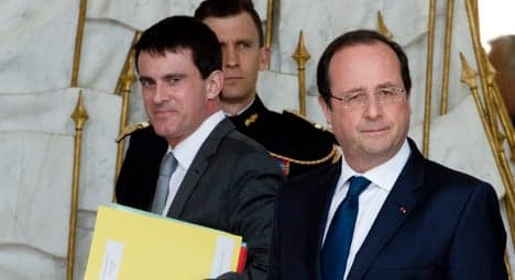 Hollande names new PM as government resigns