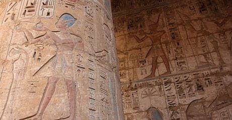 Italians help unearth pharaonic era tomb