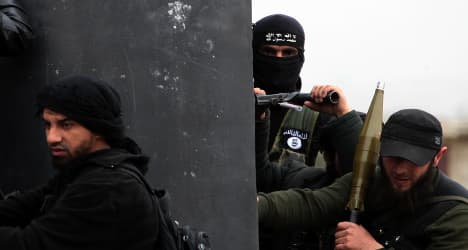 Paris launches new battle against French jihadists