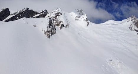 Skier dies from fall in Valais glacier crevasse