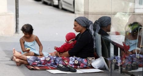 Paris cops told to ‘purge’ Roma from posh area