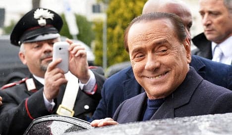 Berlusconi 'begs President for pardon'
