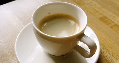 Lab results back caffeine benefit on Alzheimer's