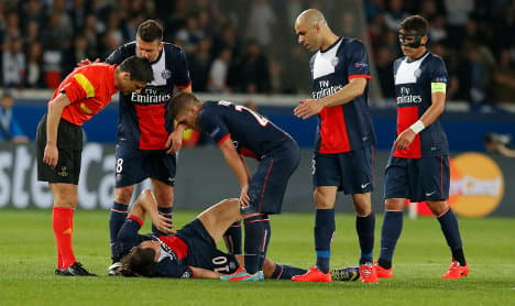 Zlatan injured as PSG dominate Chelsea