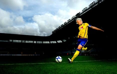 Swedish football star in talks with PSG