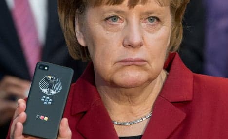 Top prosecutor probes US spying on Merkel